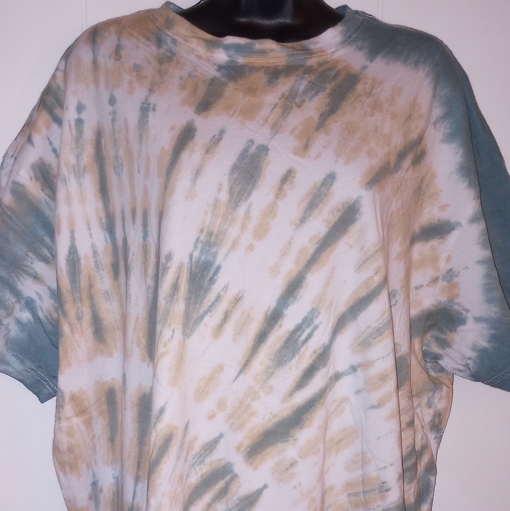 PINK Short Sleeve Tie Dye T-Shirt